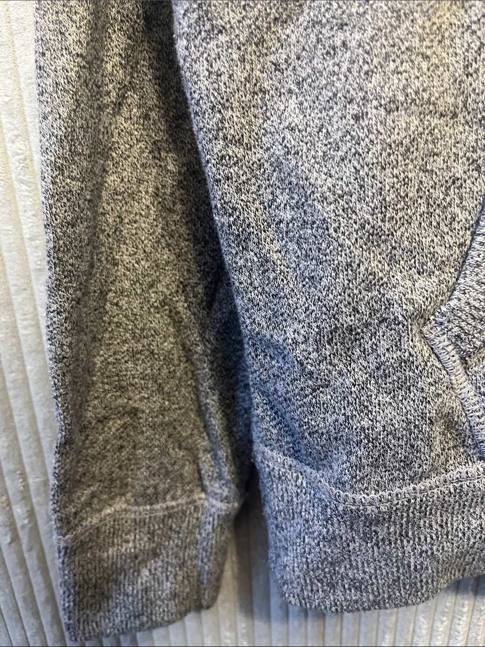 Roots Heather Gray Zip-Up Hoodie with White Beaver Logo Medium - Picture 7 of 10